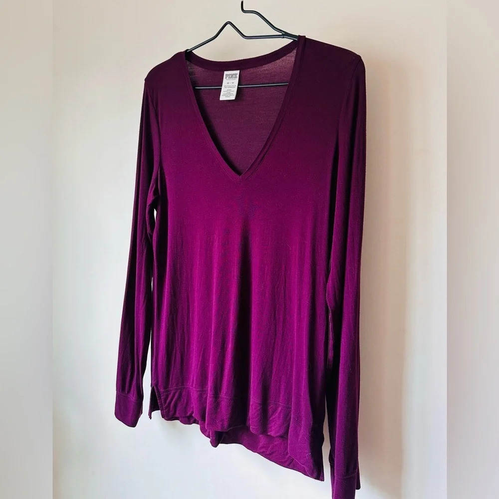 Victoria’s Secret PINK Long Sleeve V-Neck Shirt - Size XS